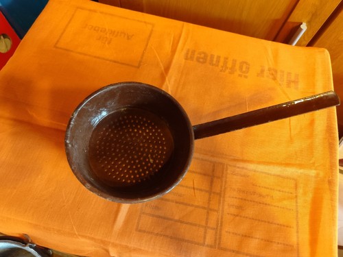 Emaille sieb alt braun - alt,
