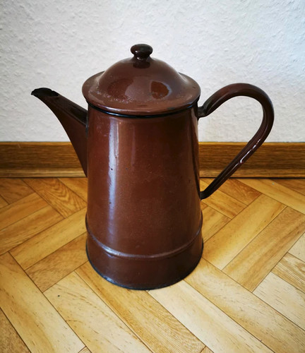 Sehr alte braune emaille - alte,,