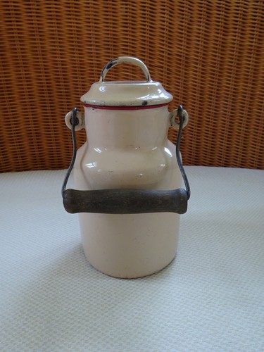 Kleine alte milchkanne - kleine,