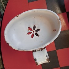 Seifenschale mit Wandhalterung